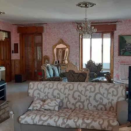 Appartamento A Casa Di Roberto